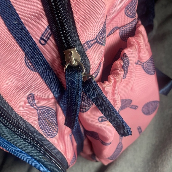 EUC Ame & LuLu LITTLE LOVE Tennis Racquet Backpack Pink/Nav 11’L x 4’W x 15.5’H. - Picture 6 of 10